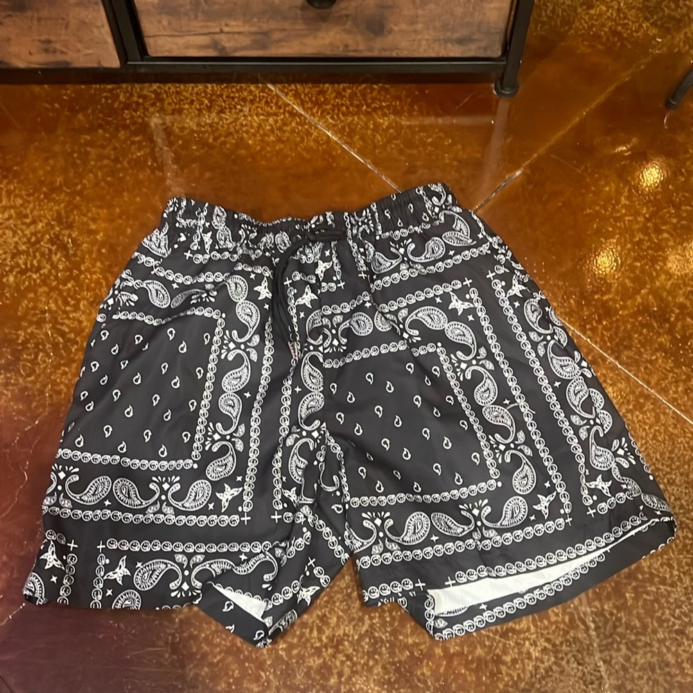 SHEIN Paisley Print Drawstring Shorts Small